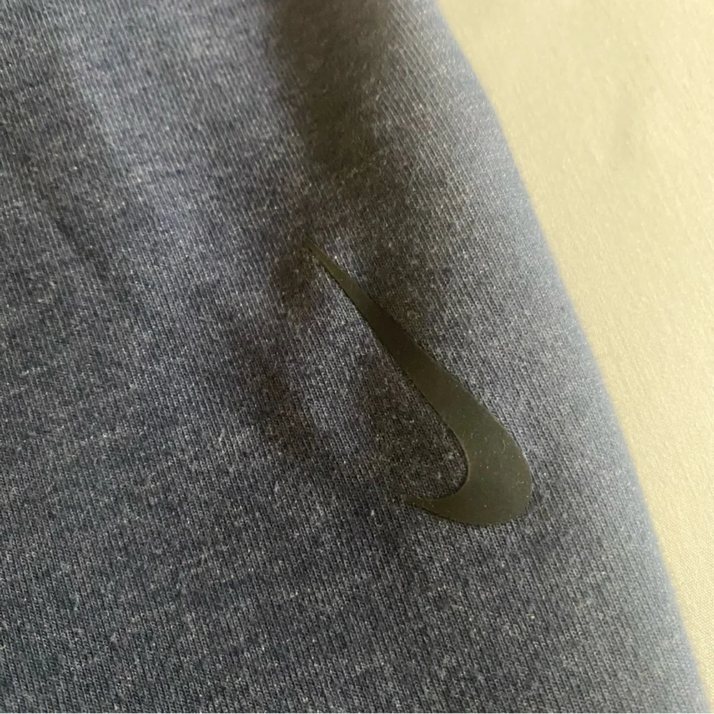 Nike Yoga Training Pants Men L Gym Active Essentials Performance Fleece